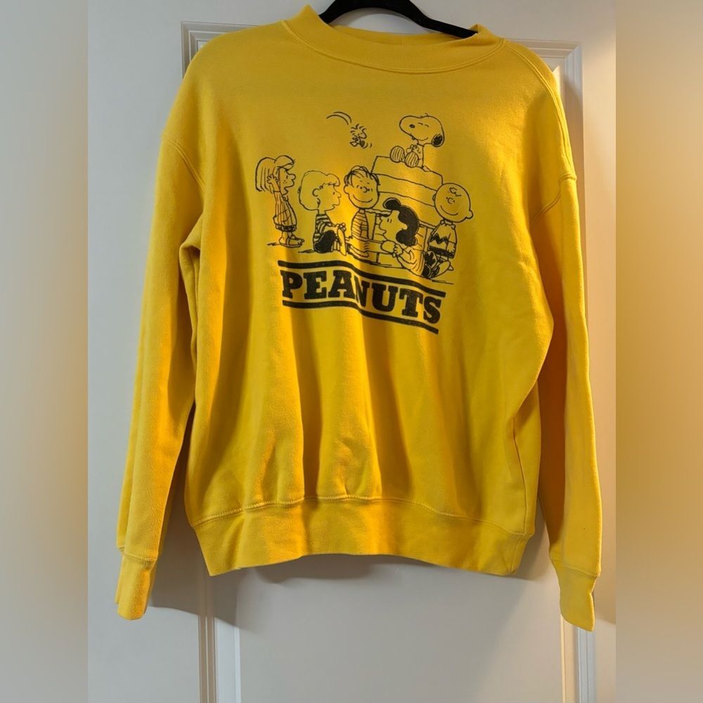 Peanuts Sweater (M) - Picture 1 of 3